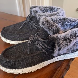 Hey Dude Women’s Shoe